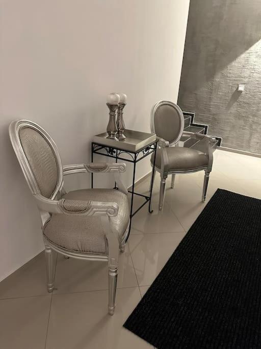 Salt Inn Apartments No 2 - Jacuzzi Величка Екстериор снимка